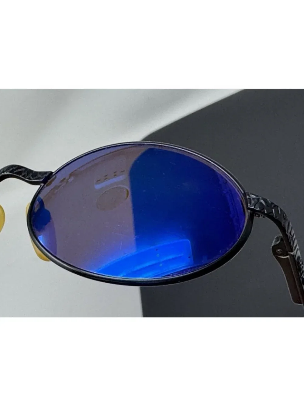 Vintage REVO PYTHON Black Metal Oval Mirror Sunglasses Scratches On Glass Lenses